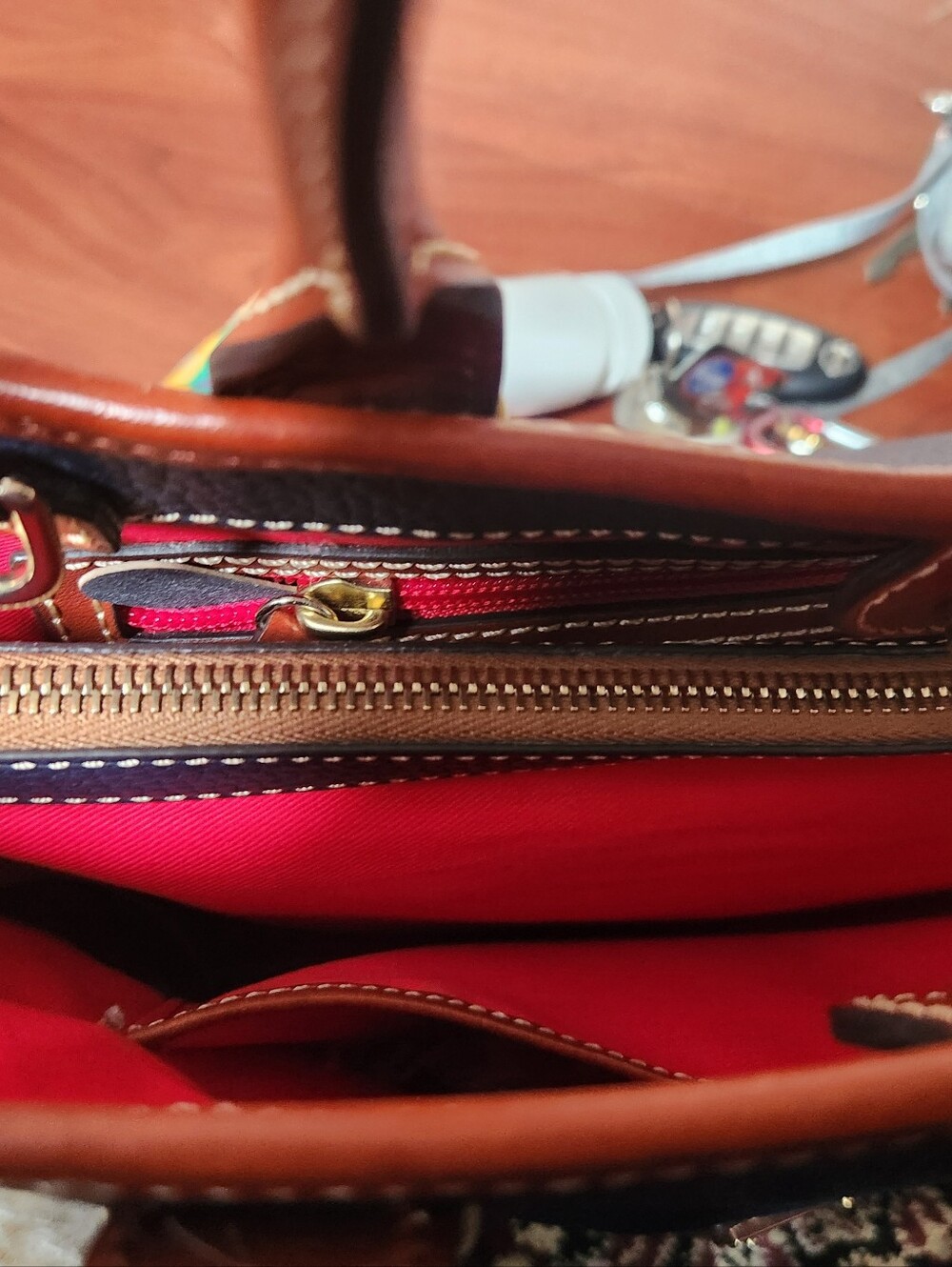 Dooney & Bourke Navy And TanPebbled Leather Brielle  Tote Satchel Shoulder Bag - Picture 6 of 11